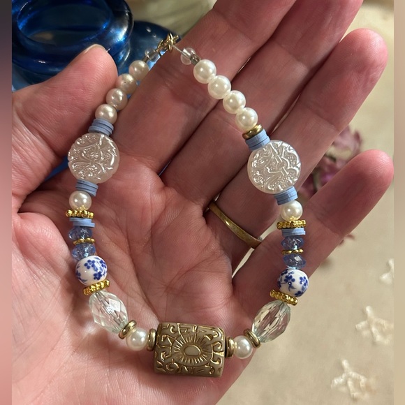 Goddess in Gold & Blue bracelet - Picture 10 of 13